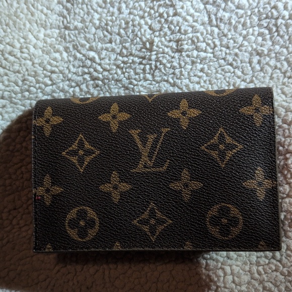 Fashion As Is - Picture 6 of 6